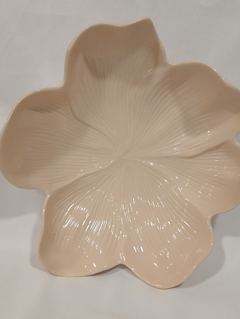 Arhaus Magnolia Large Cream Flower Plate Wall Hanging Decor Bowl 12x13” EUC